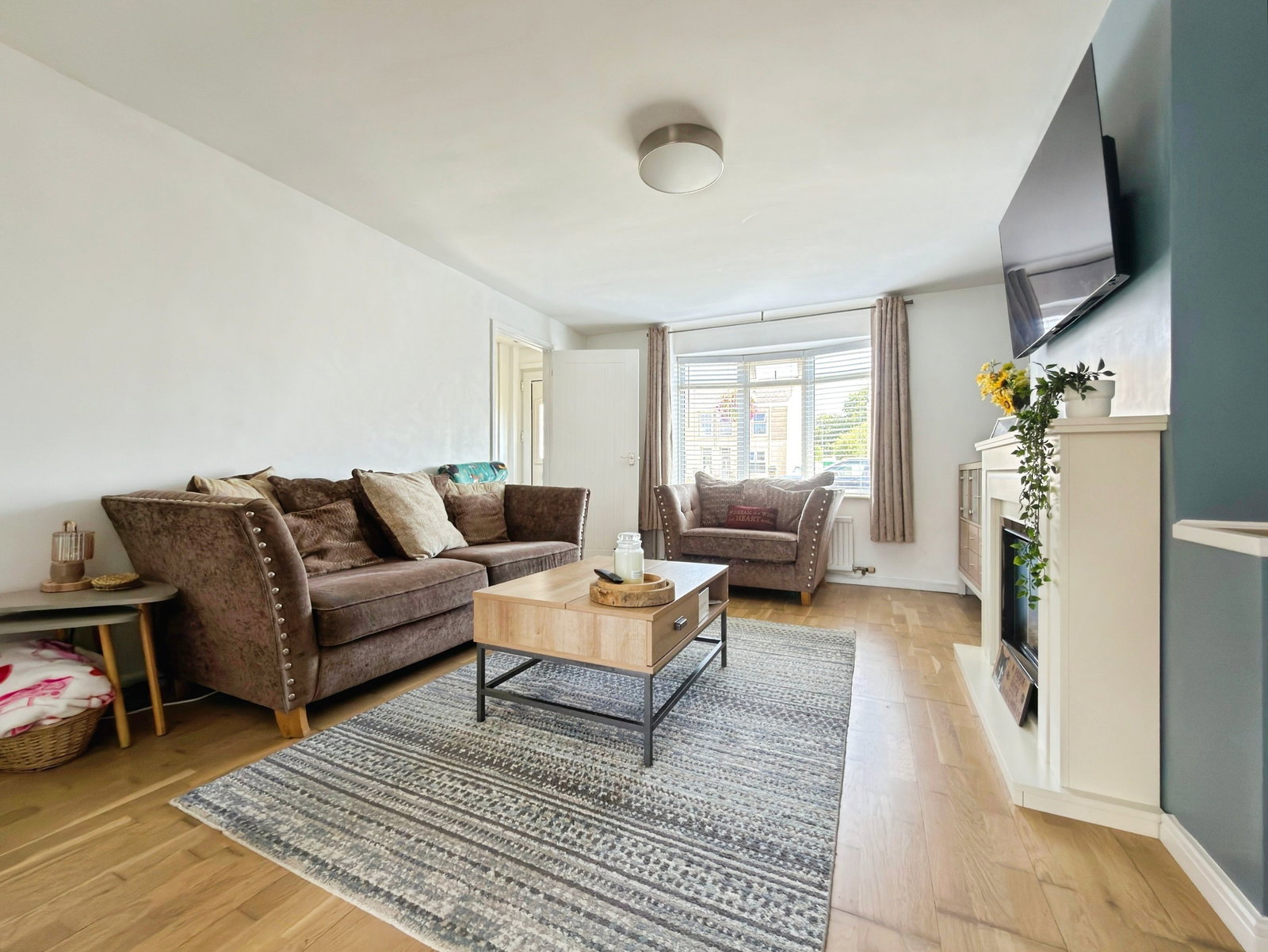 Semi Detached House in Swansea
