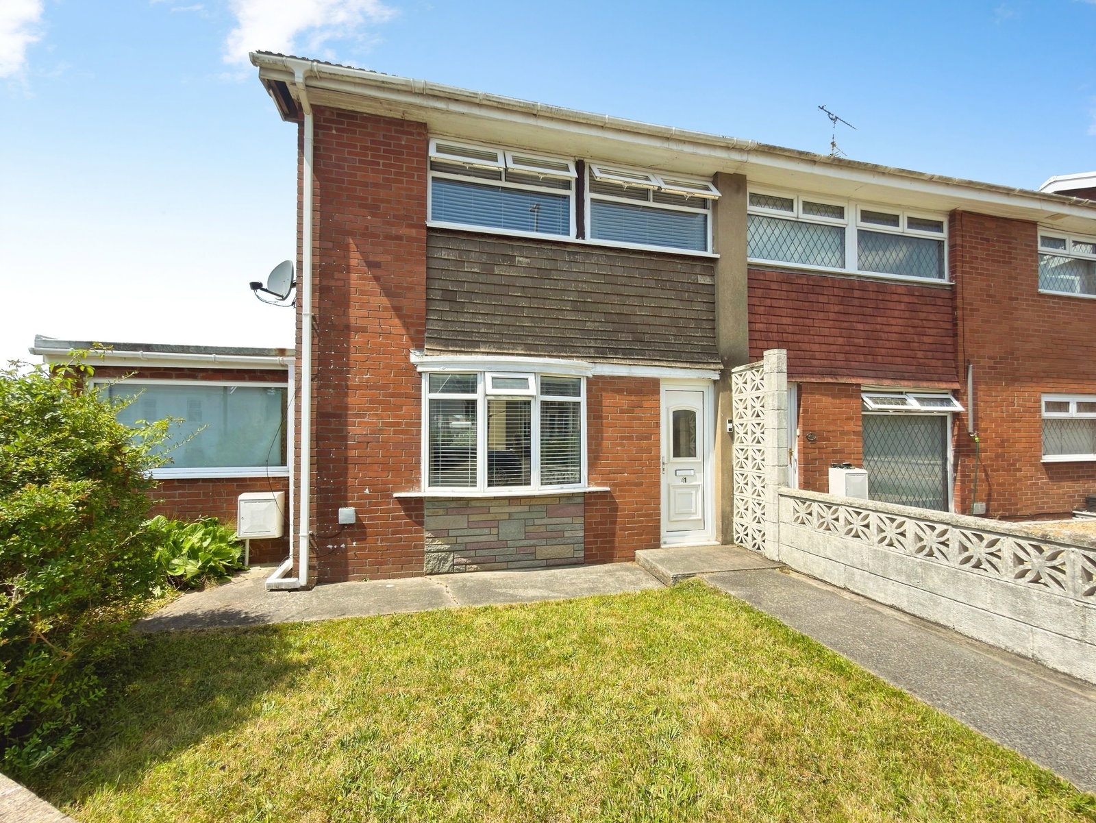 Semi Detached House in Swansea