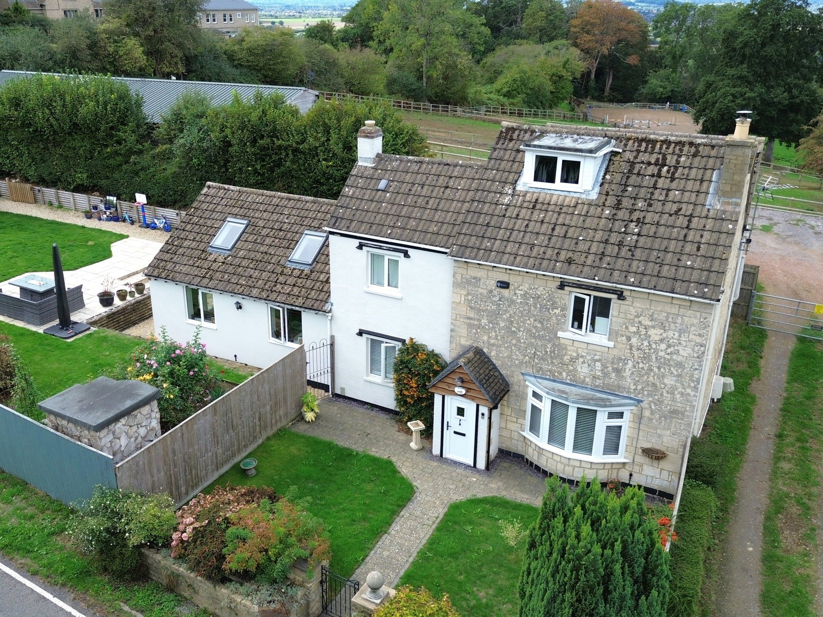 Detached House for sale in Gloucester, Upton Hill, Upton St. Leonards, Gloucester, GL4 8DE