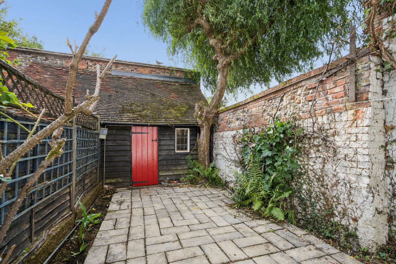 Terraced House for sale in Chesham, Germain Street, Chesham, Buckinghamshire. HP5 1LH, 672 m²