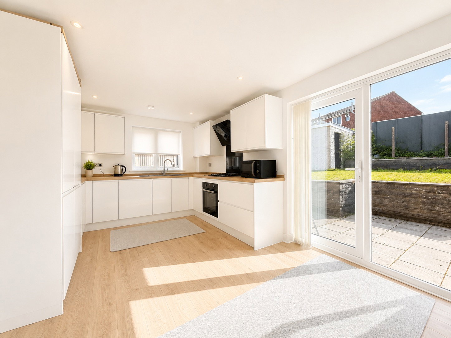 Semi Detached House for sale in Neath, Glannant Rise, Cimla, Neath, West Glamorgan SA11