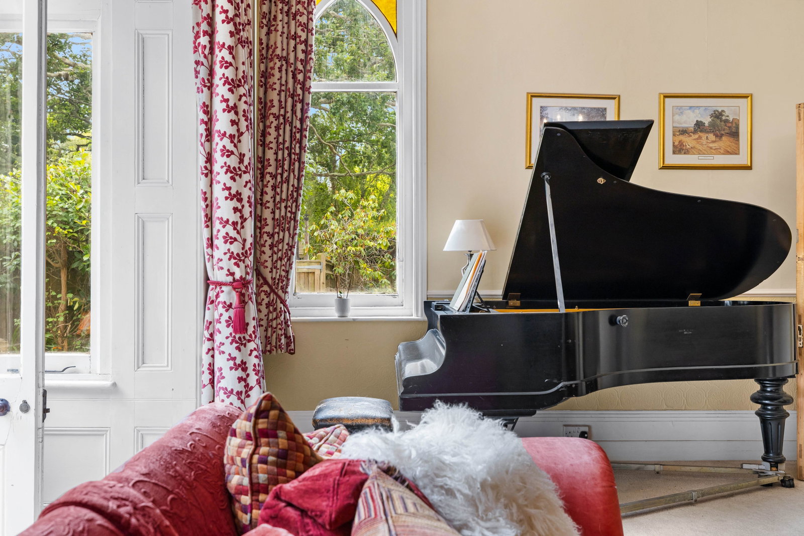 Semi Detached House for sale in Lindfield, Ardingly Road, Lindfield, West Sussex, RH16 2QY
