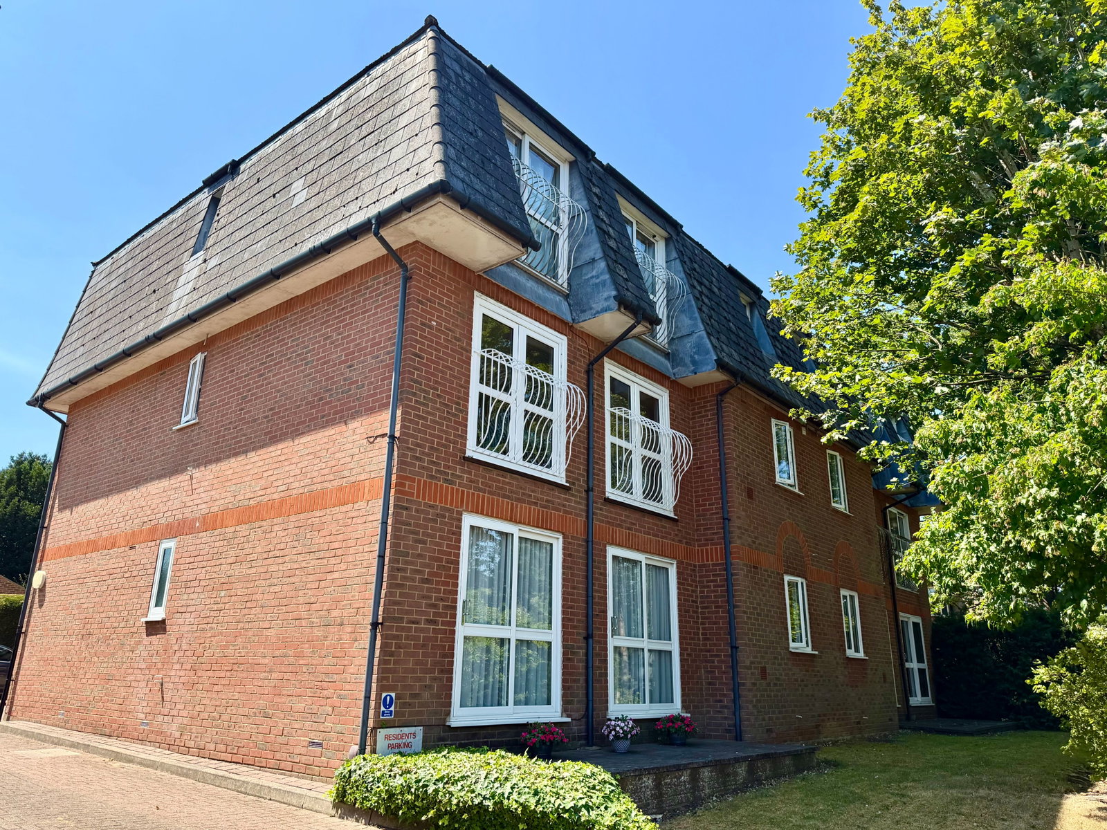 Flat in Bushey