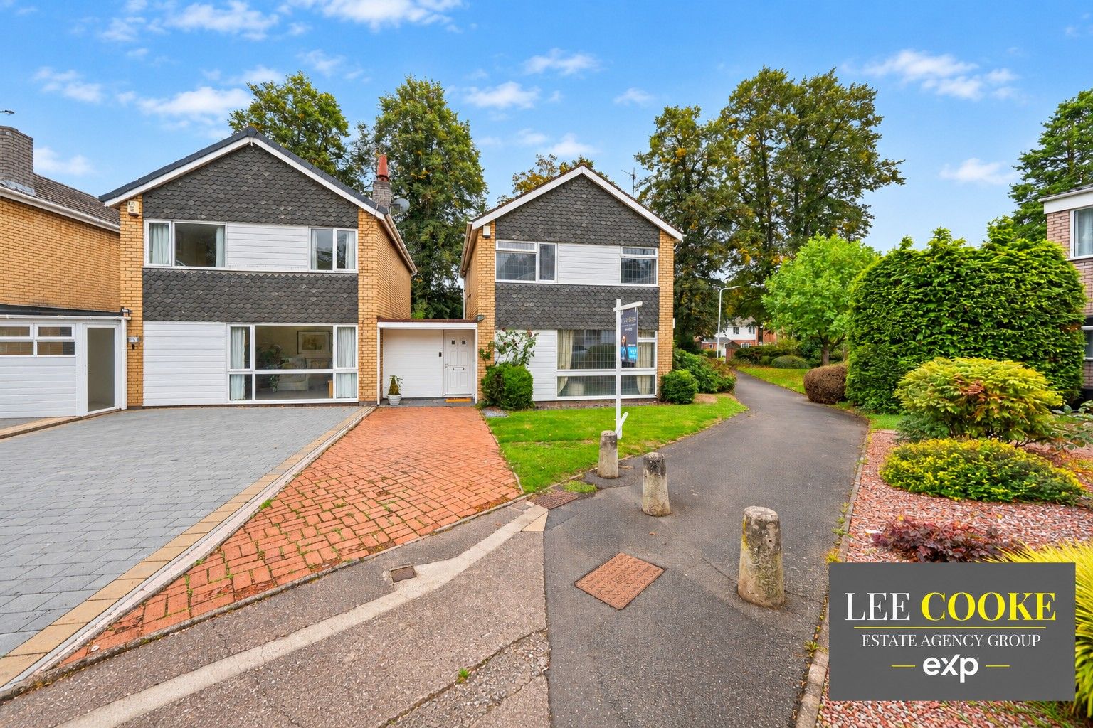 Link Detached House for sale in Wolverhampton, Woodfield Heights, off Henwood Road, Tettenhall, Wolverhampton, WV6 8PT