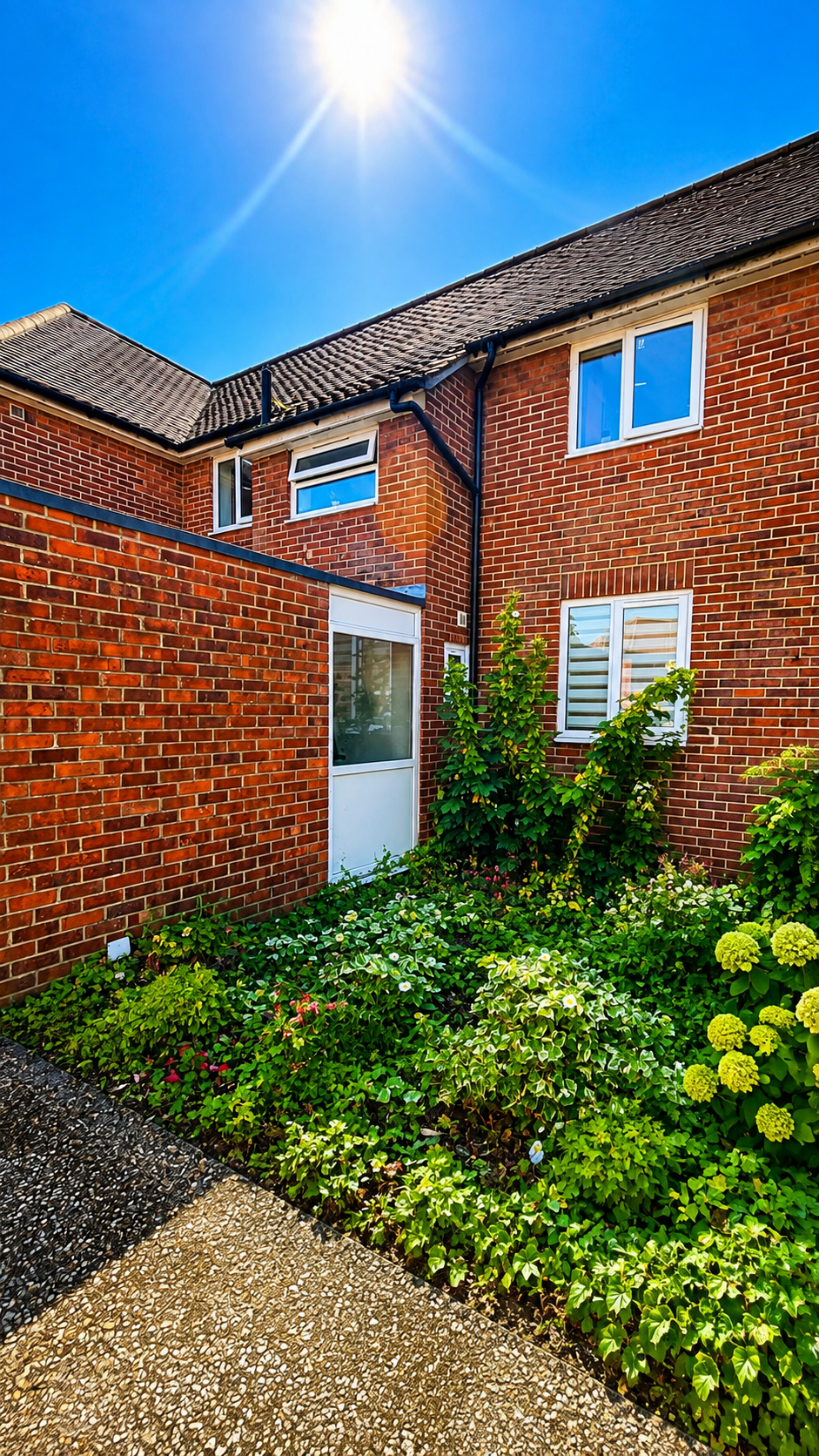 Terraced House for sale in Reading, Hill Road ,Arborfield,Reading, 818 m²