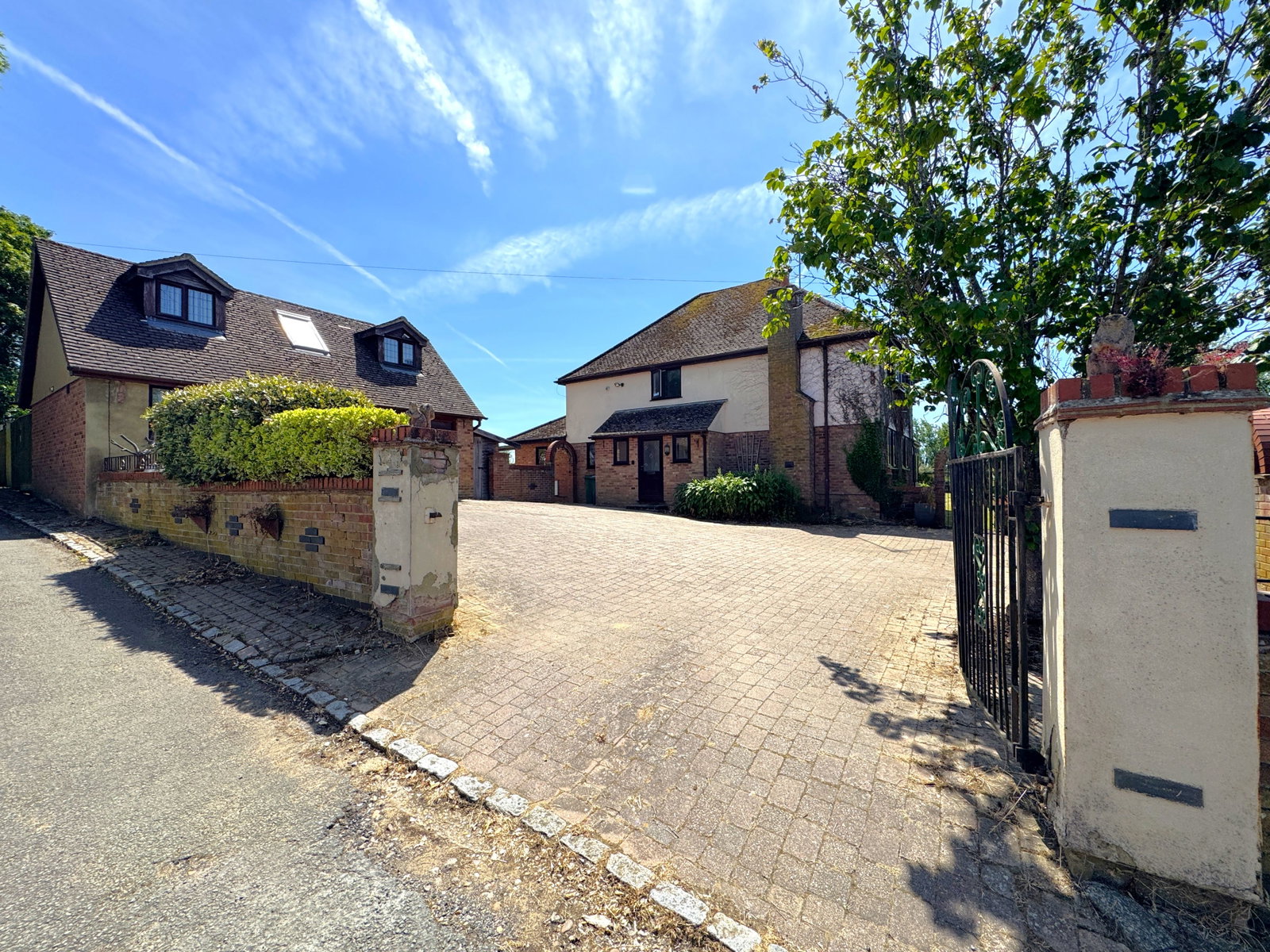 Detached House in Buckingham