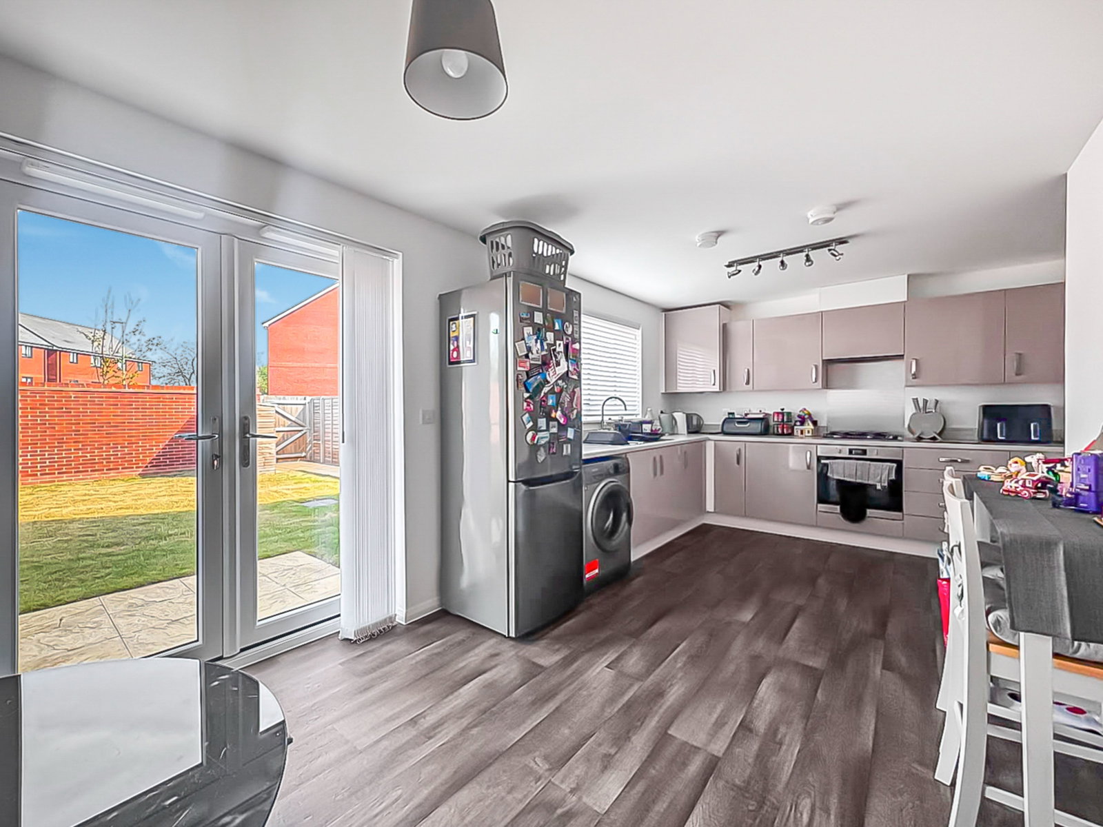 Semi Detached House in Gloucester