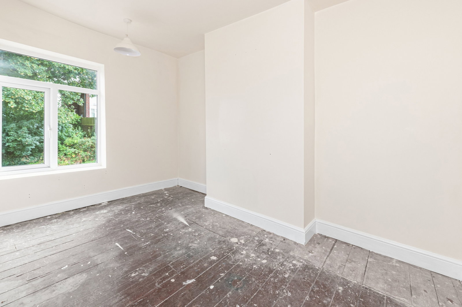 Terraced House for sale in Leeds, Wakefield Road, Garforth, Leeds, LS25 1NE