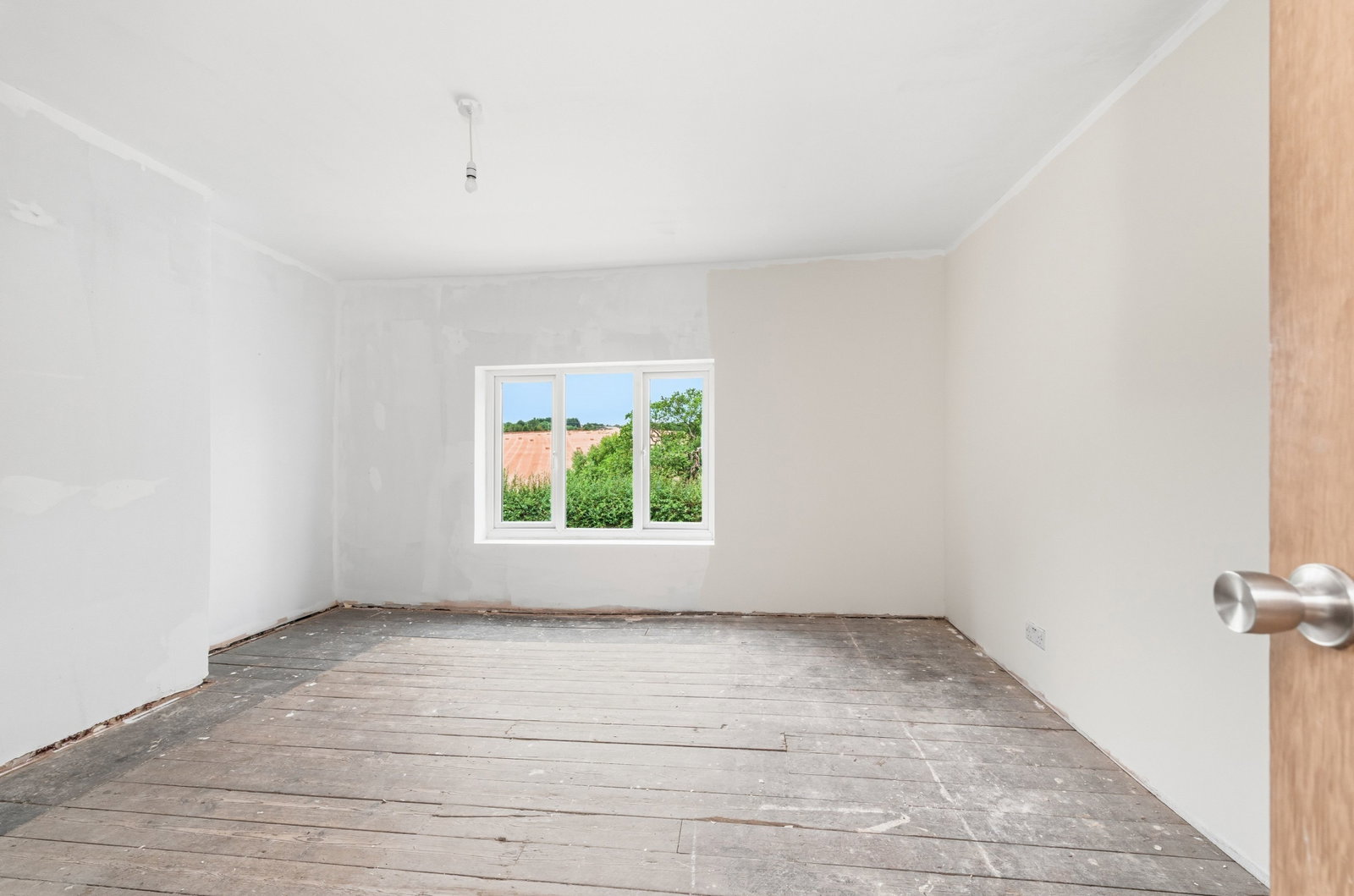 Terraced House for sale in Leeds, Wakefield Road, Garforth, Leeds, LS25 1NE