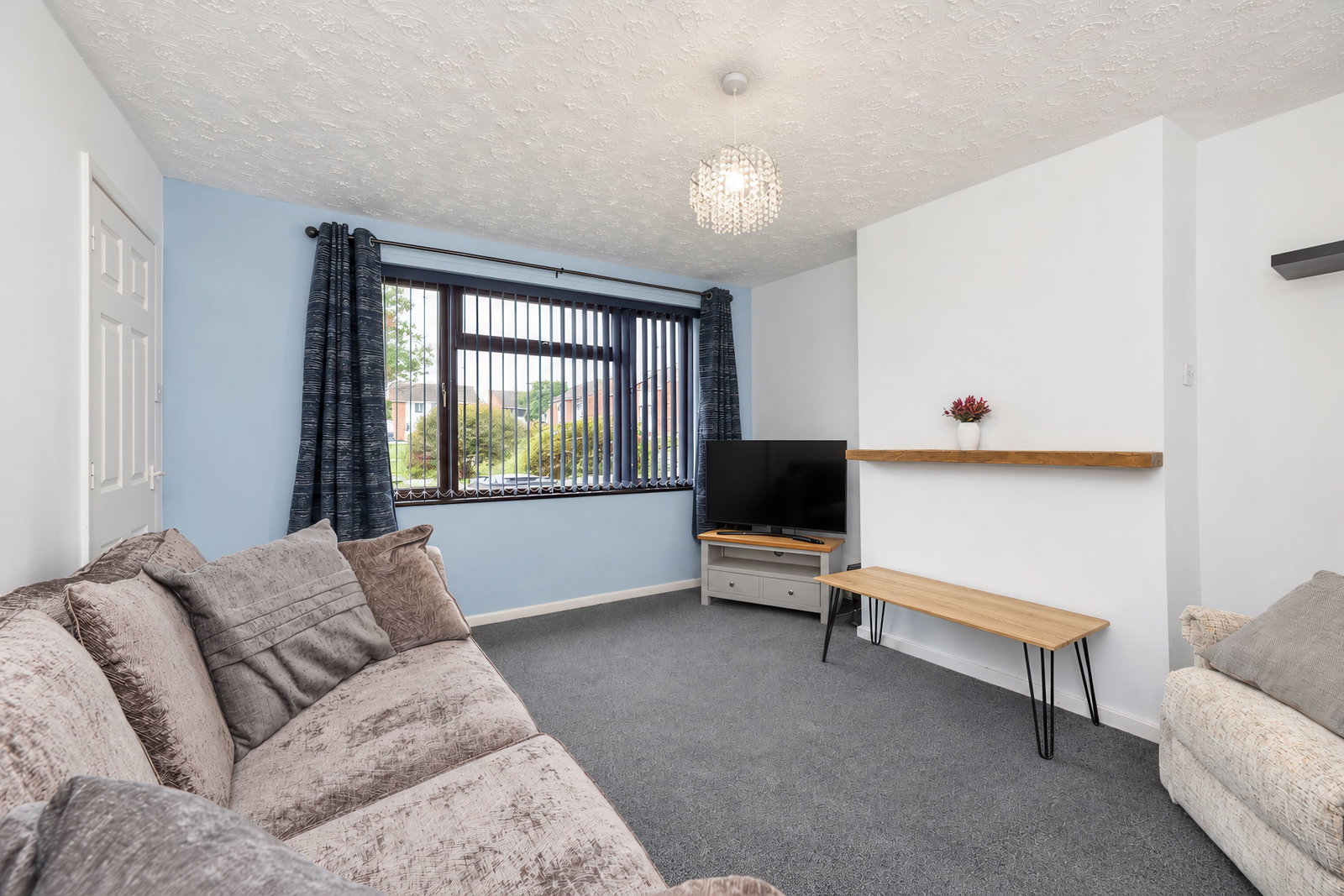 Semi Detached House for sale in St. Ives, Laburnum Way, St. Ives, PE27 3YW, 1214 m²