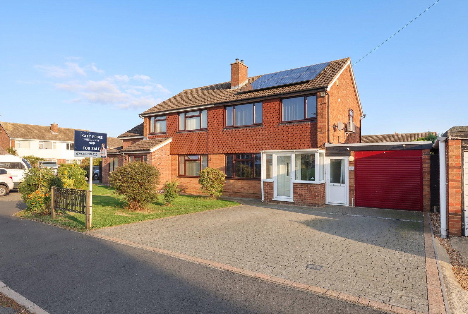 Semi Detached House for sale in St. Ives, Laburnum Way, St. Ives, PE27 3YW, 1214 m²