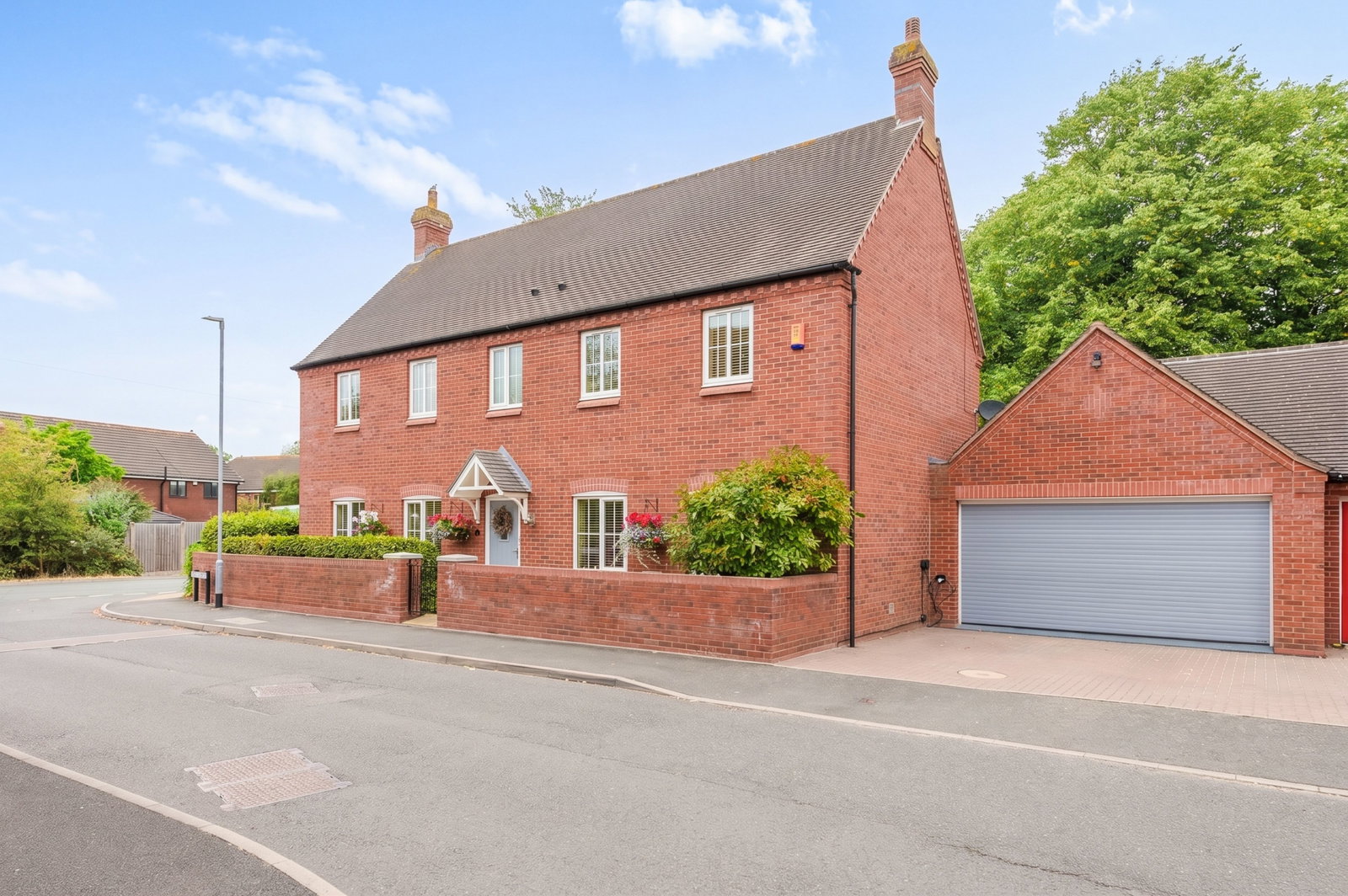 Detached House in Burton-on-trent