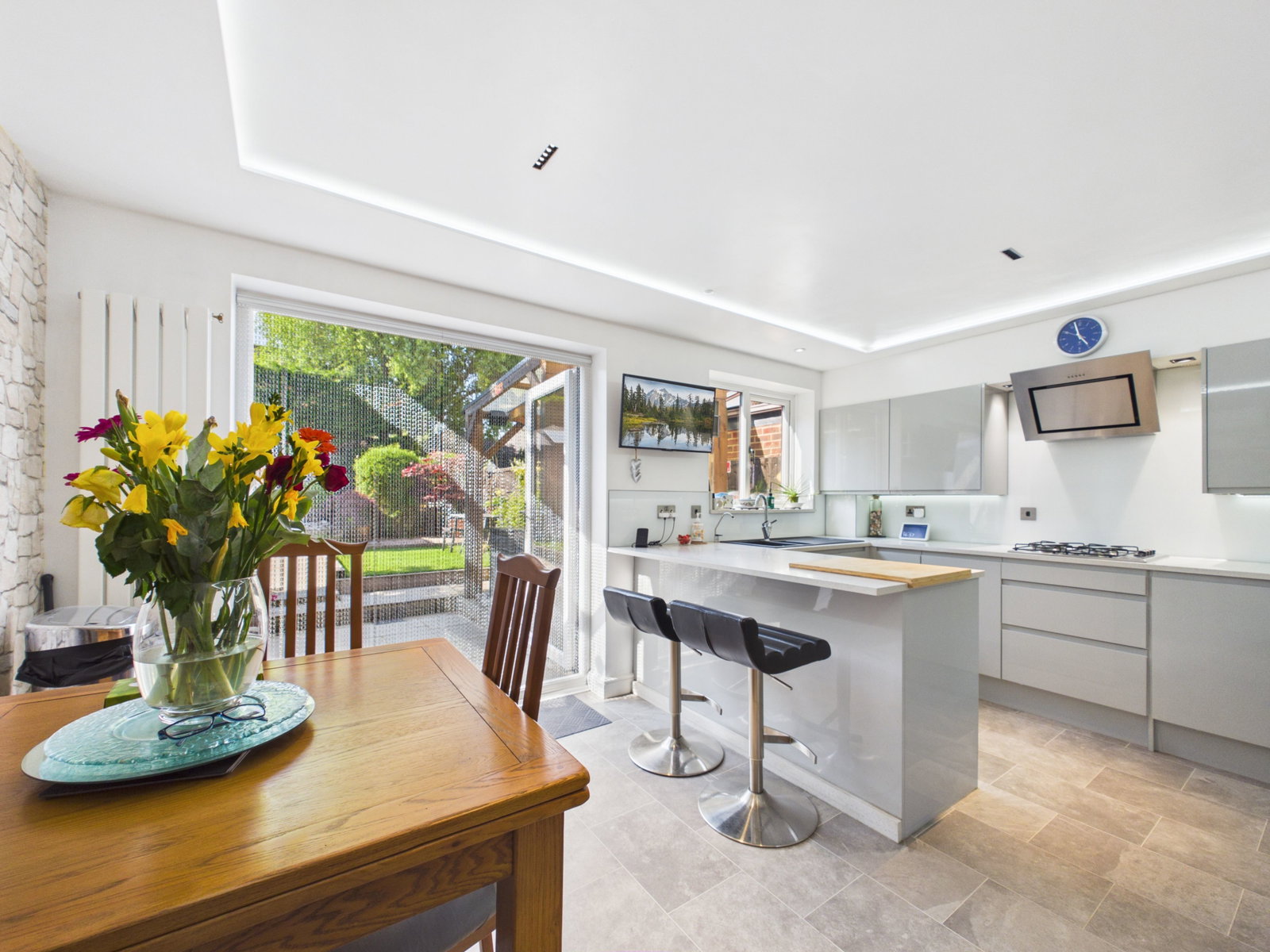 Semi Detached House in Rochester