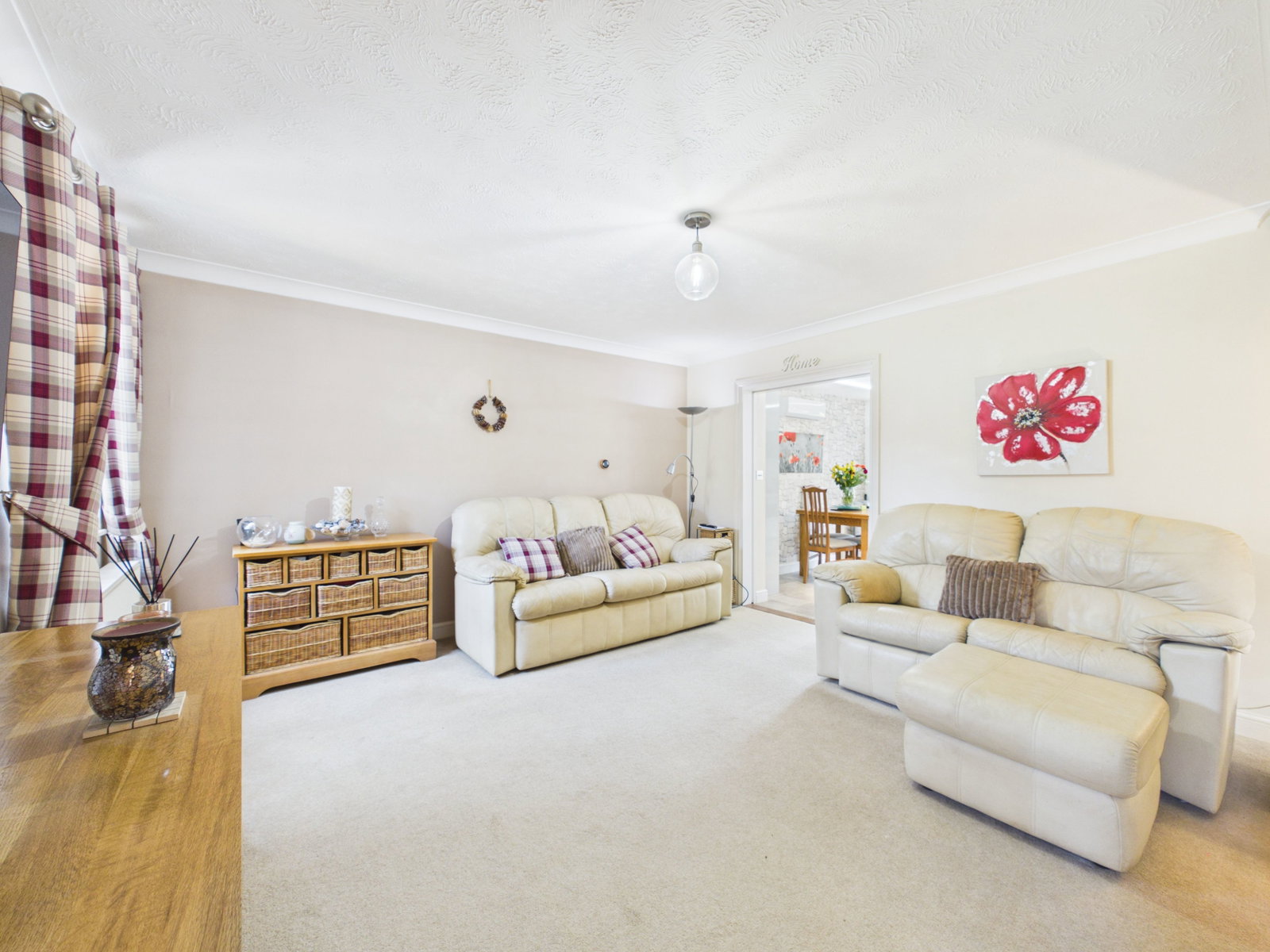 Semi Detached House in Rochester