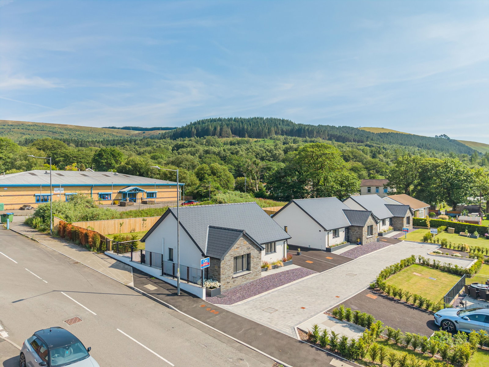 Bungalow in Neath