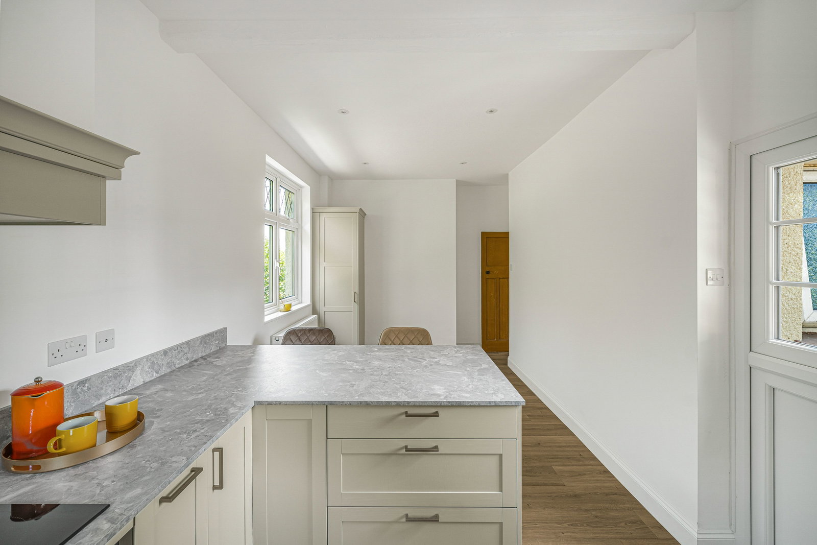 Bungalow in Pontyclun