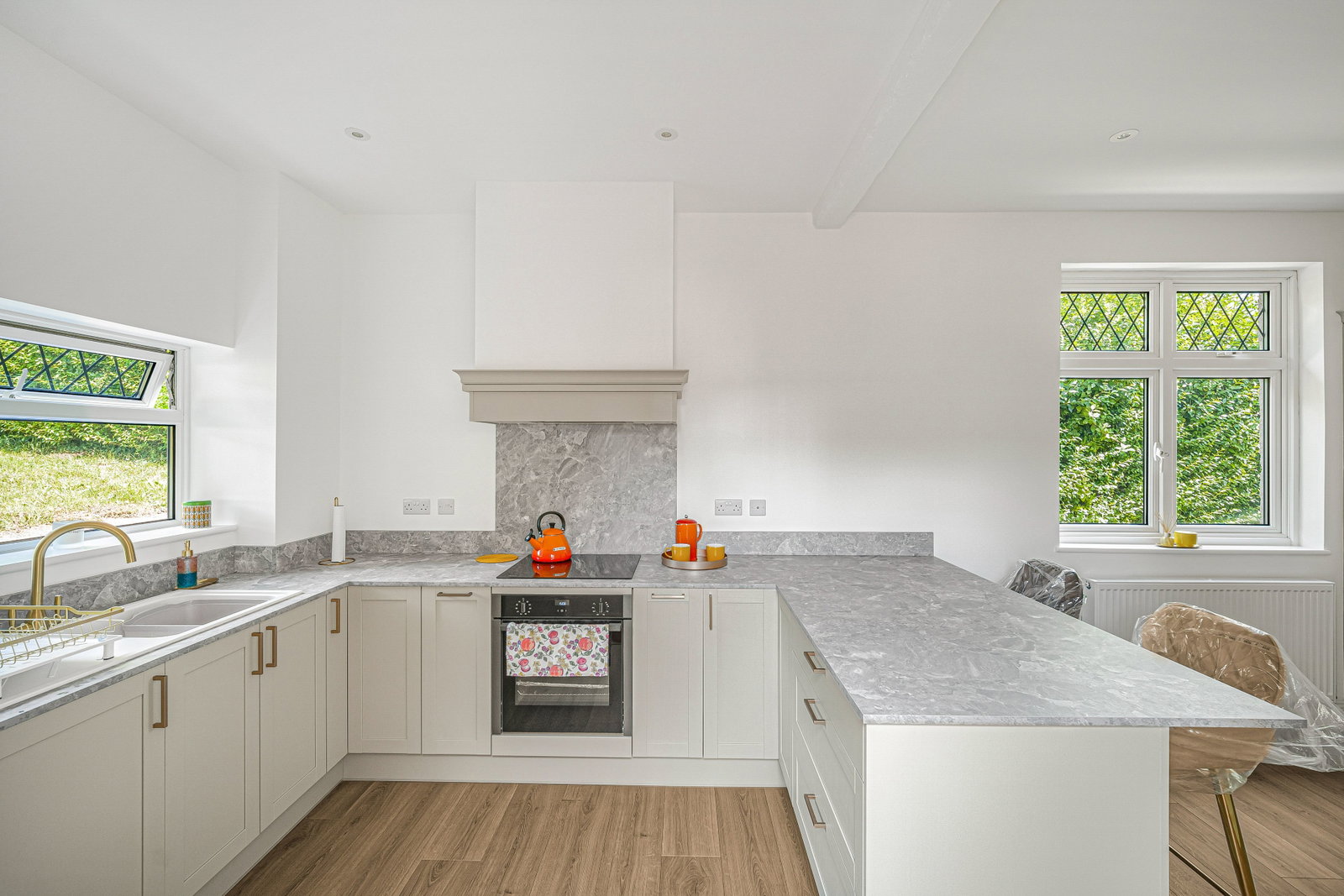 Bungalow in Pontyclun