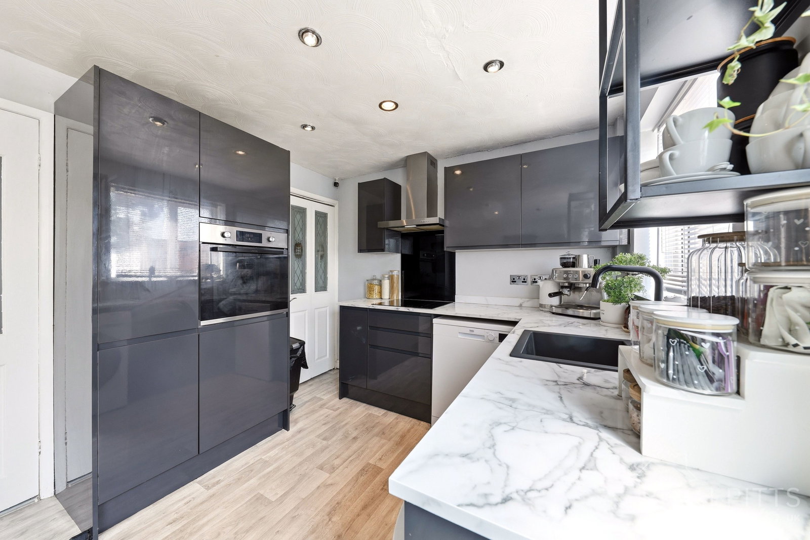 Semi Detached House in Castleford
