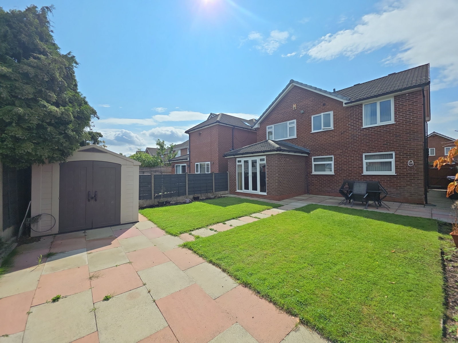 Detached House in Manchester