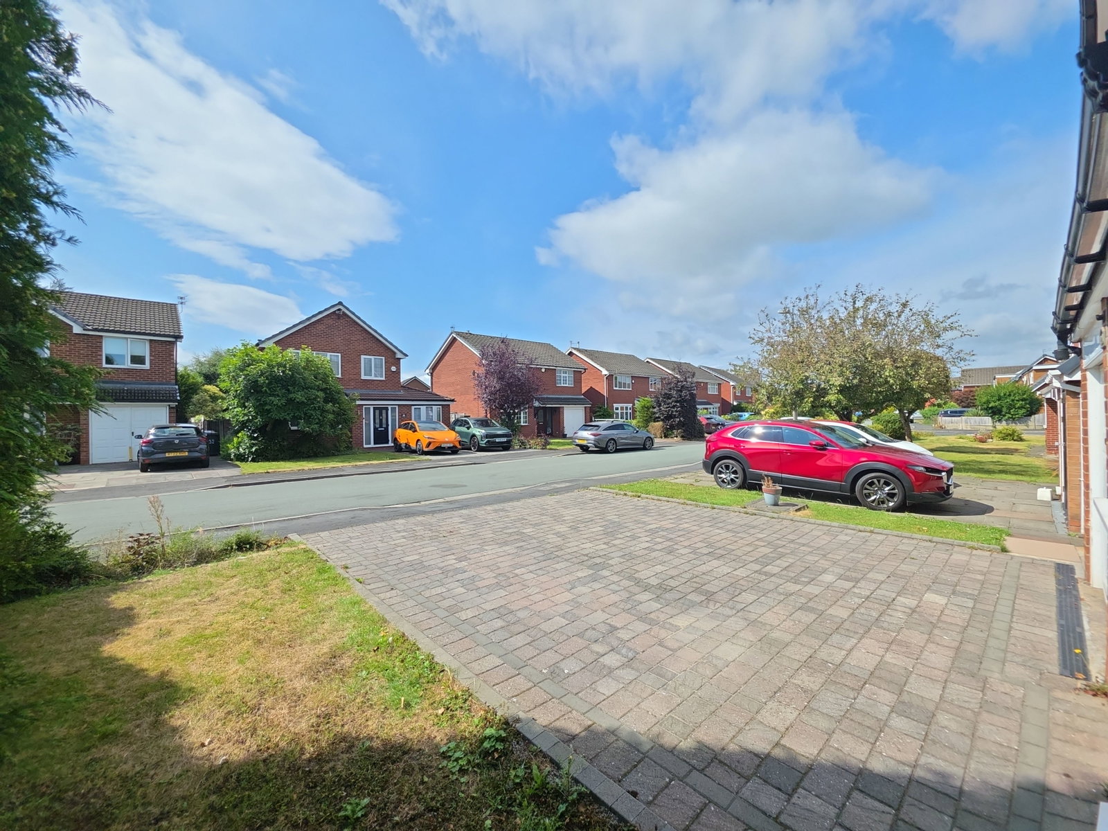 Detached House in Manchester