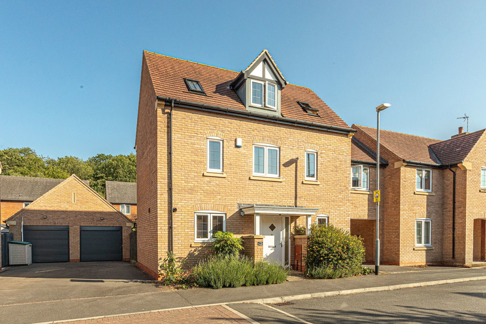 Link Detached House in Loughborough