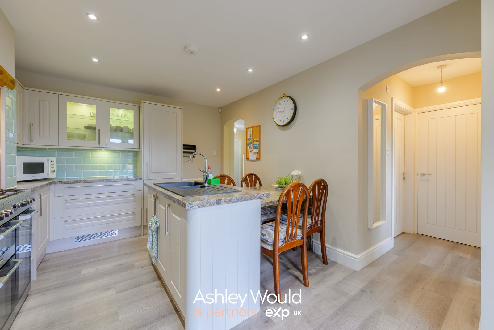 Semi Detached House in Oldbury