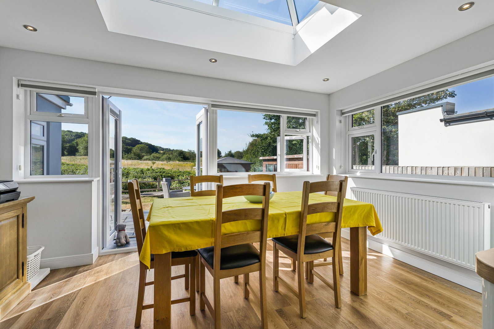 Bungalow in Cheltenham 4