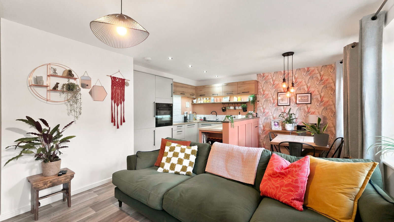 Flat for sale in Manchester, Selside Court, Stoneclough M26 1QT