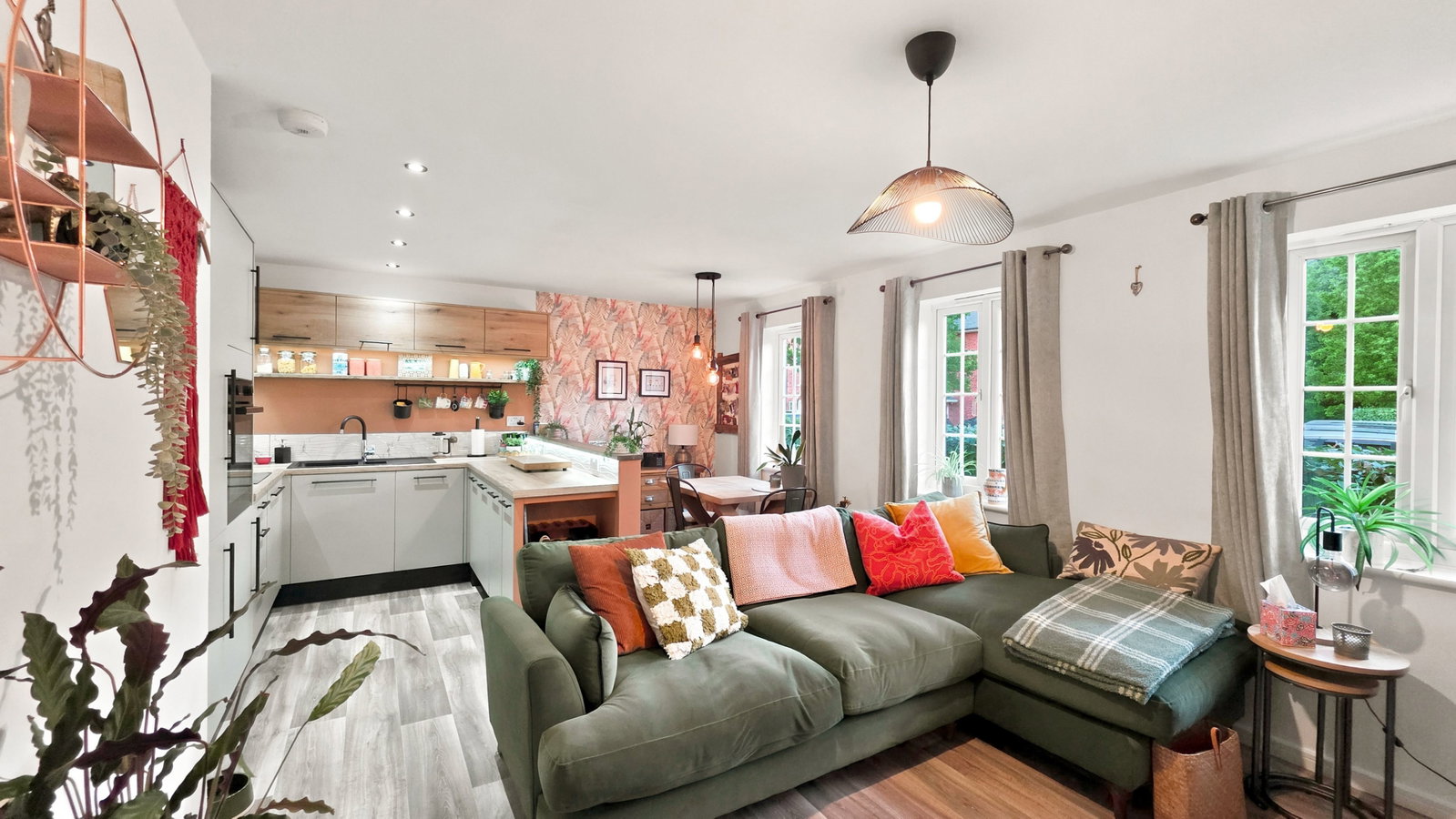 Flat for sale in Manchester, Selside Court, Stoneclough M26 1QT