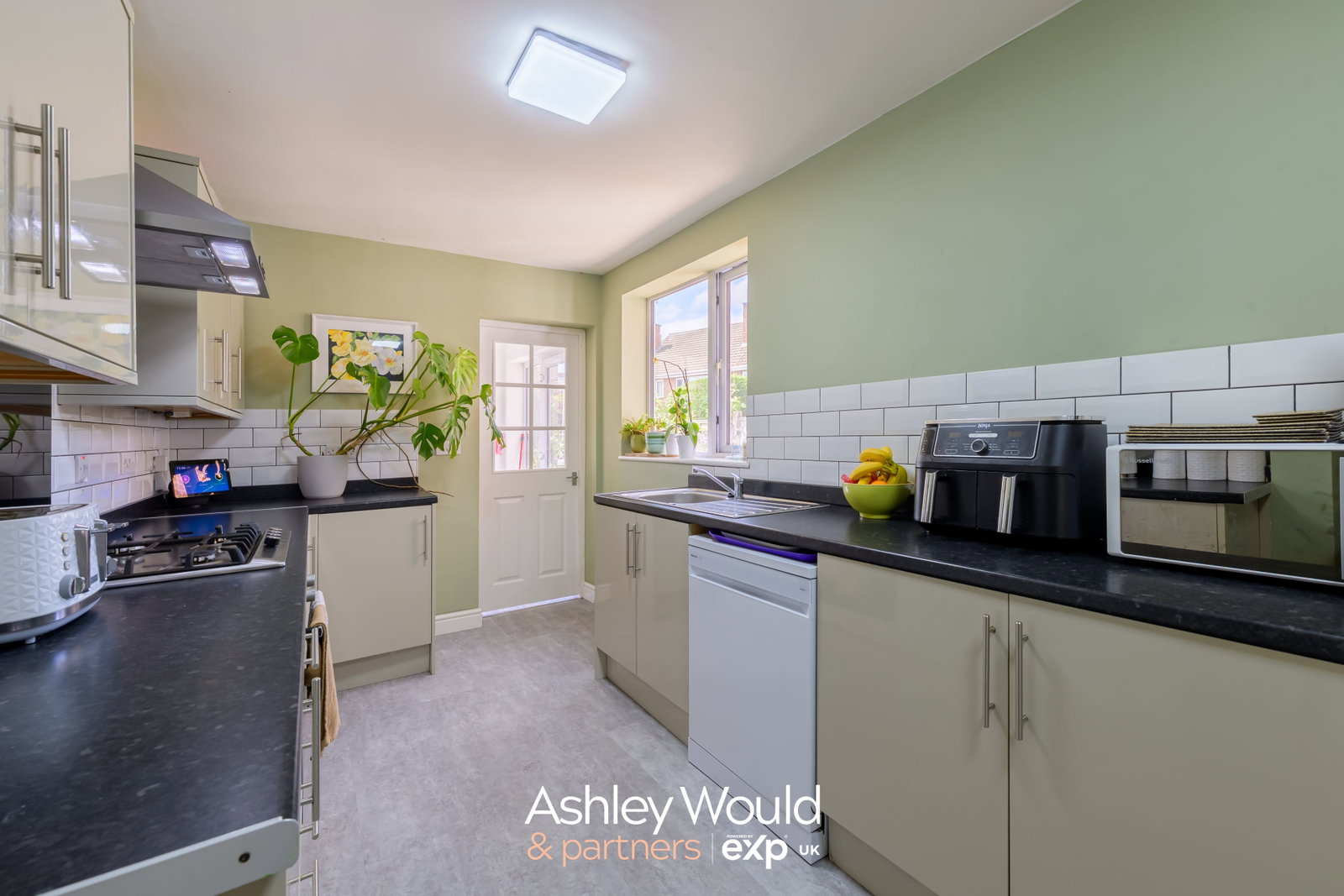 Semi Detached House in Halesowen