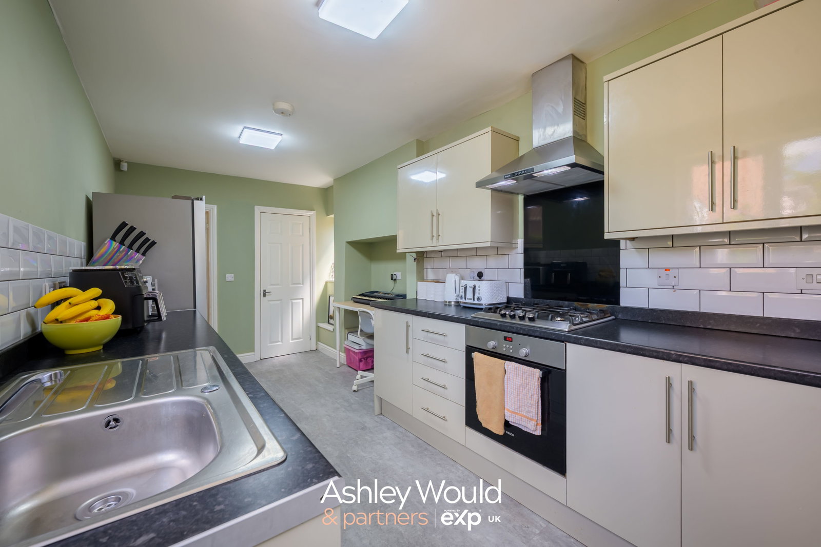 Semi Detached House in Halesowen