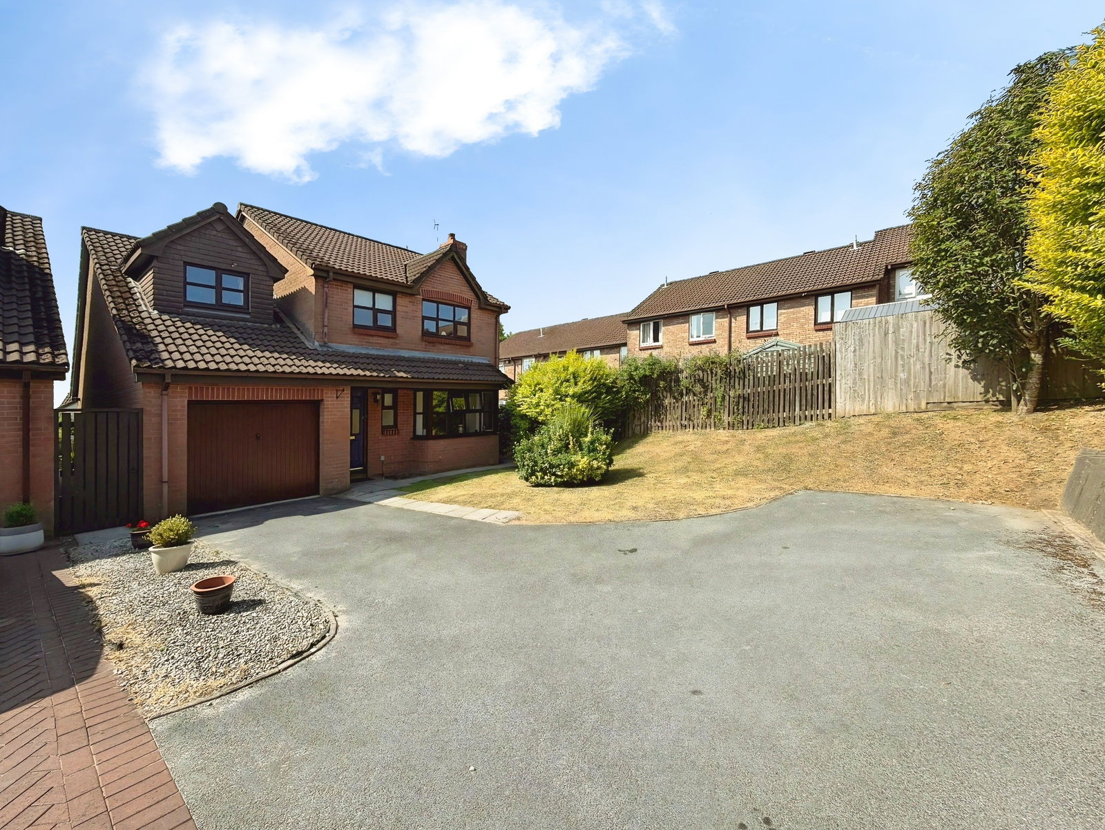 Detached House in Swansea