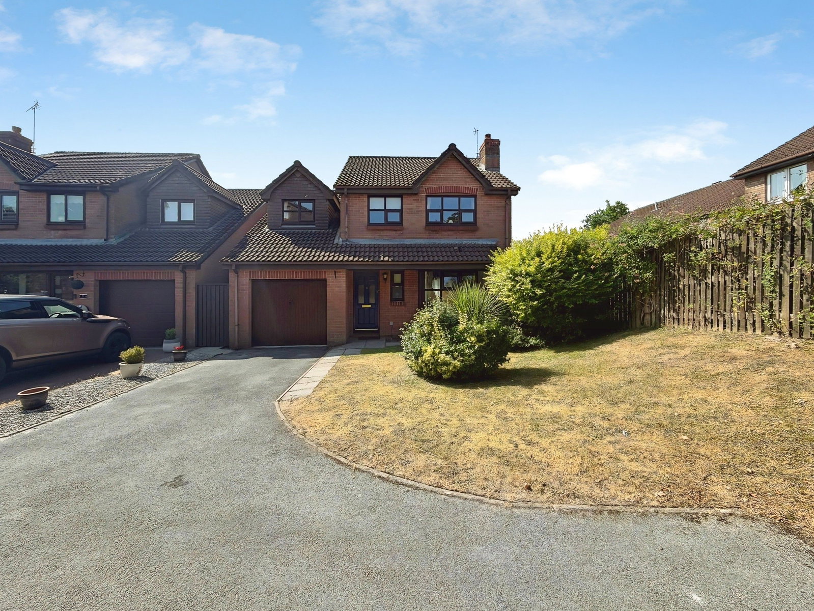 Detached House in Swansea