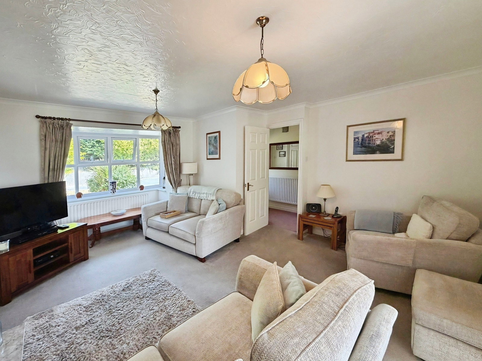 Detached House in Swansea