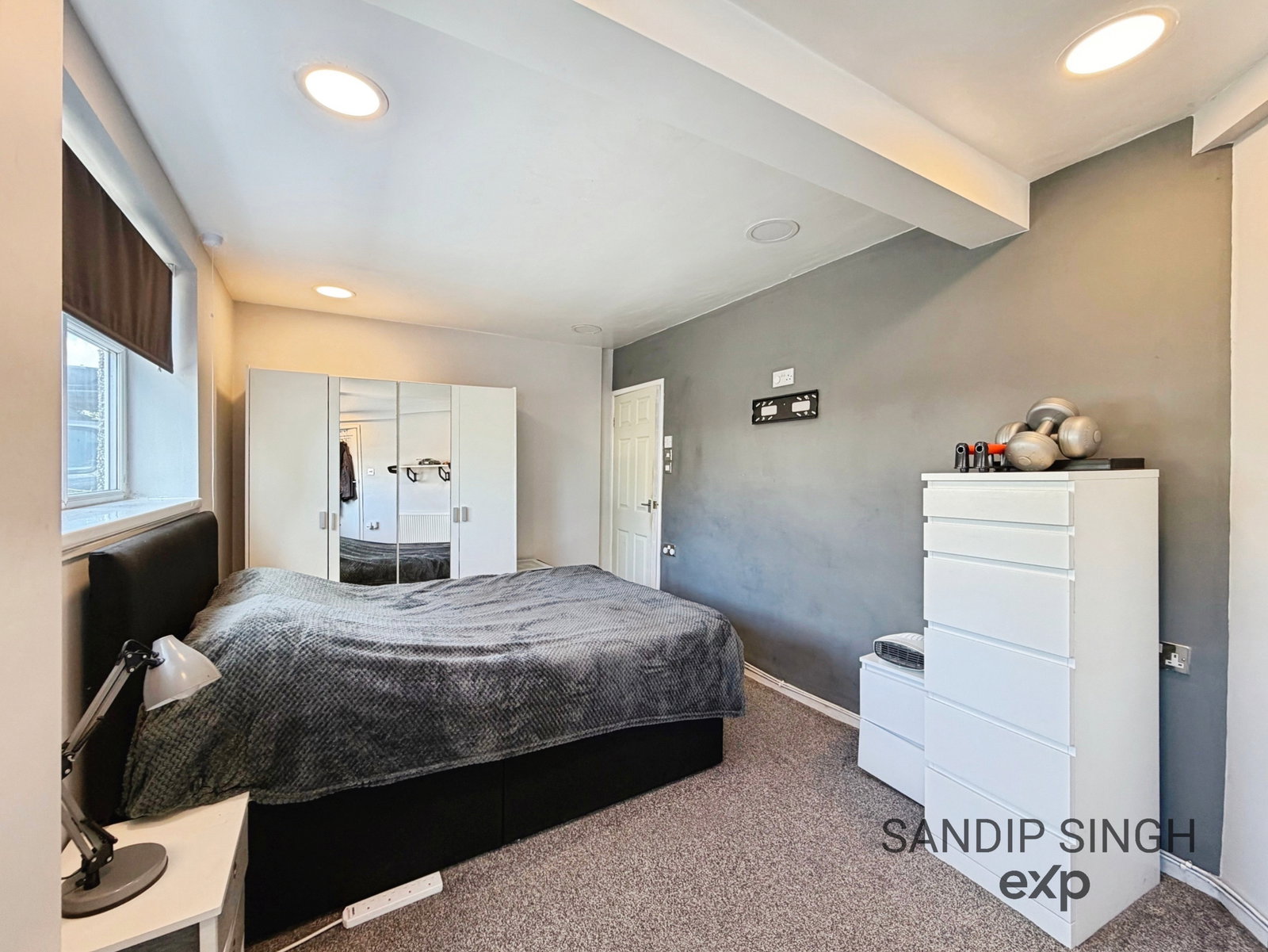 Semi Detached House in Preston