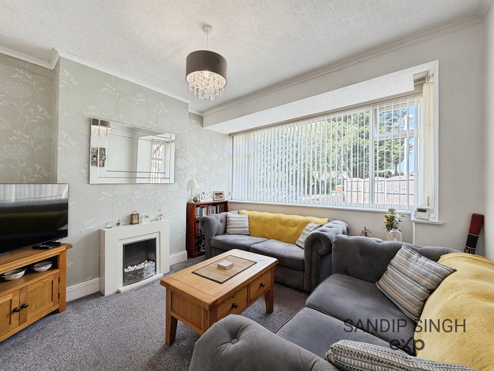 Semi Detached House in Preston