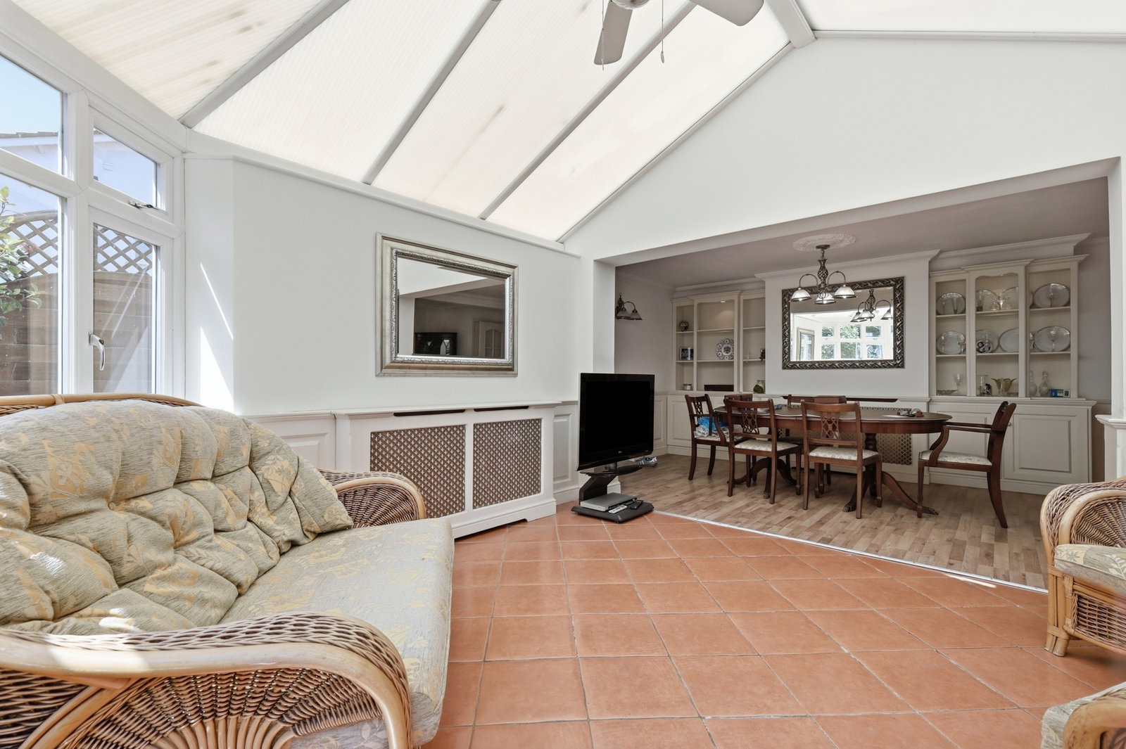 Semi Detached House in Wickford