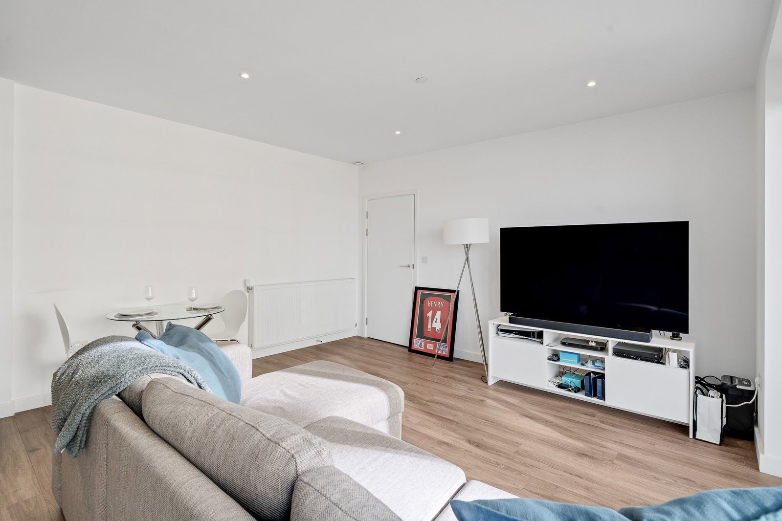 Flat for sale in London, Drummond House, 11 Victory Parade, Woolwich, SE18 6FW, 601 m²
