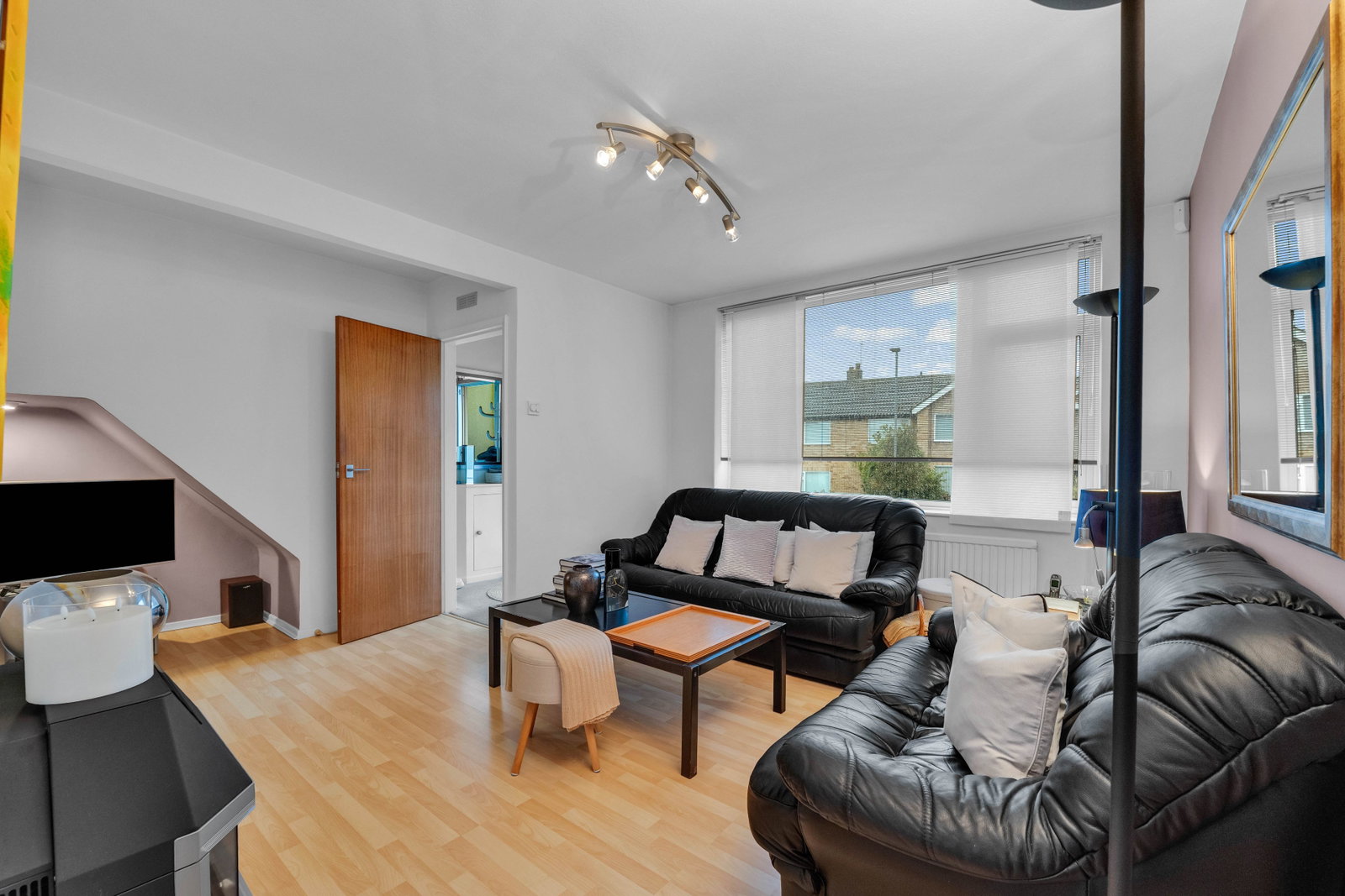 Semi Detached House for sale in Leicester, Harrowgate Drive, Birstall, Leicester, LE4 3GP