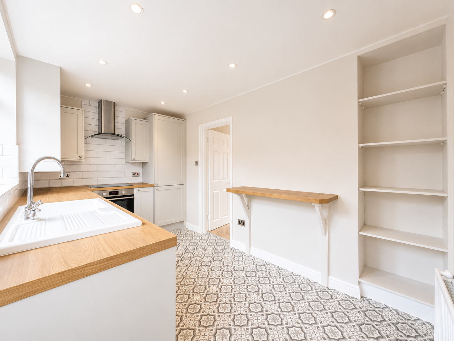 Terraced House in Ashton-under-lyne