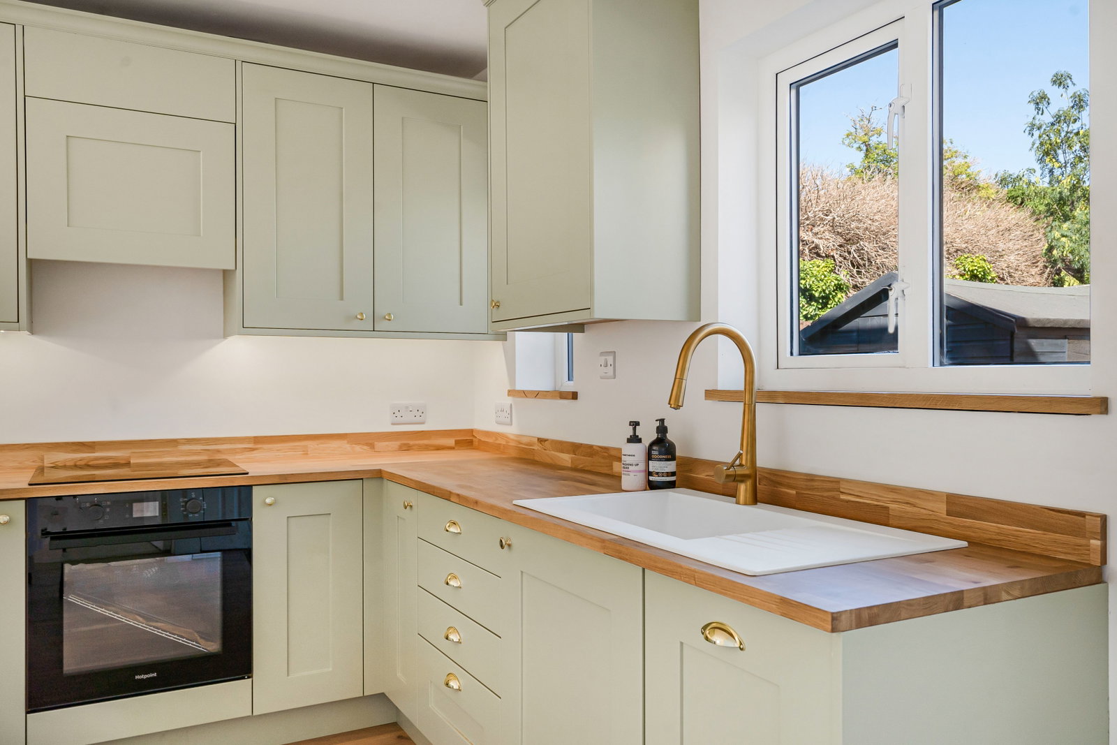 Semi Detached House in Cheltenham