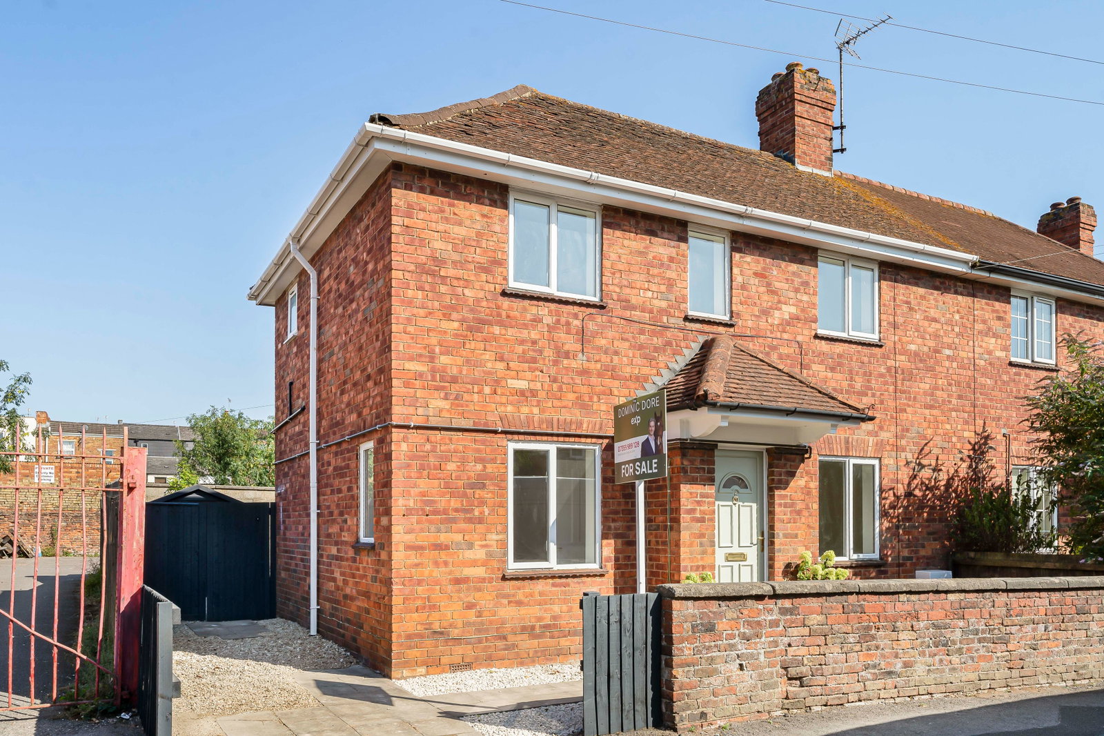 Semi Detached House in Cheltenham