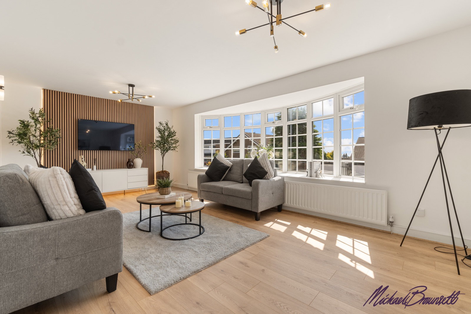 Detached House in Halifax
