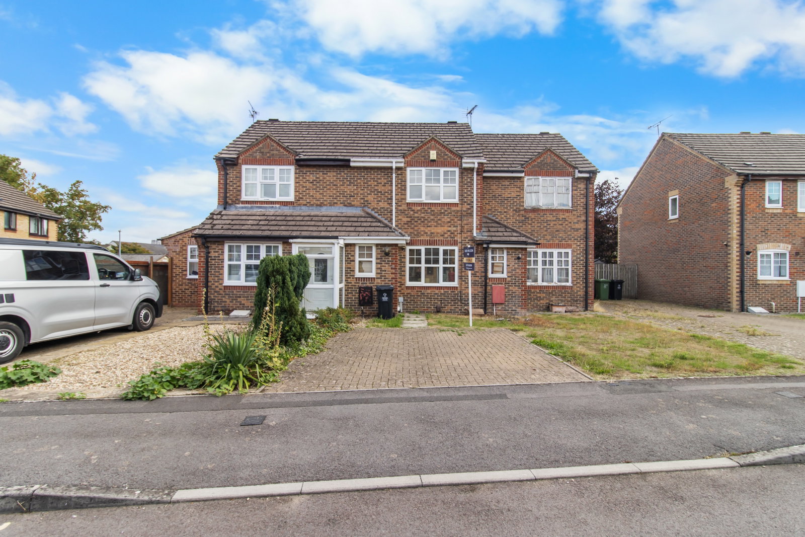 Terraced House for sale in Swindon, Dunsford Close, Swindon, SN1 4PN
