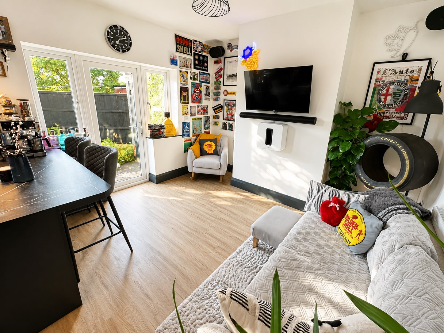Semi Detached House in Coalville