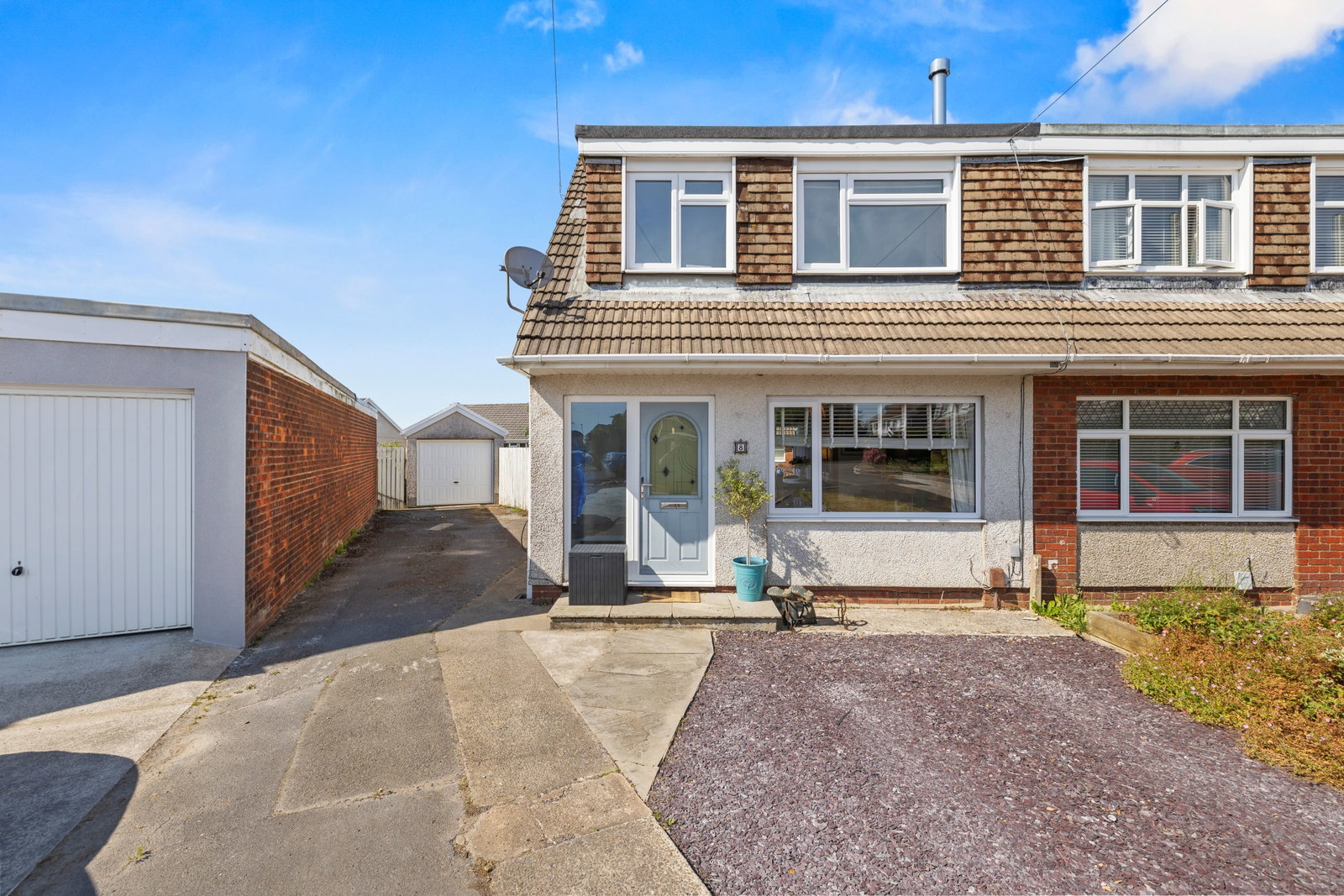 Semi Detached House in Swansea