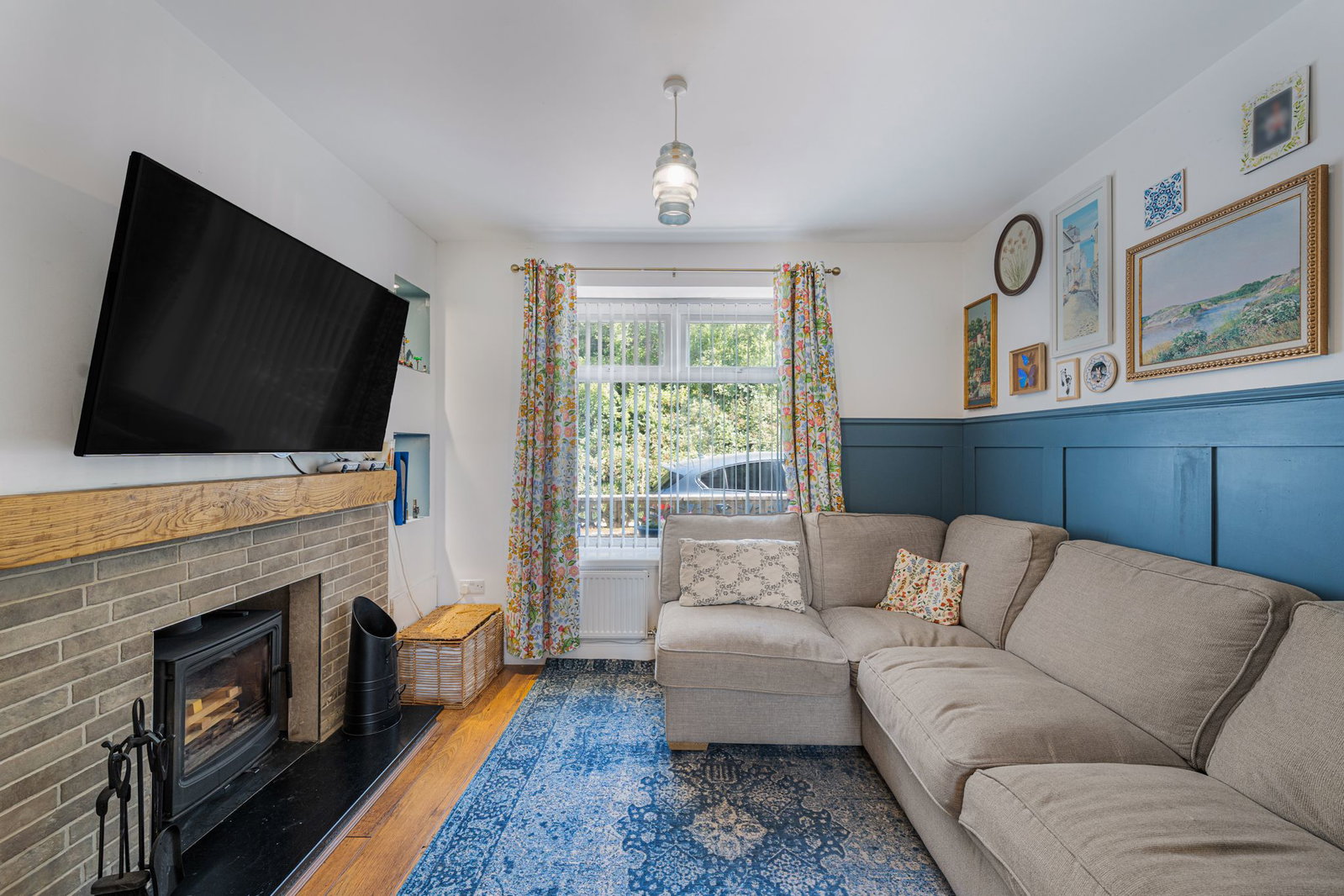 Terraced House in Llanover Road