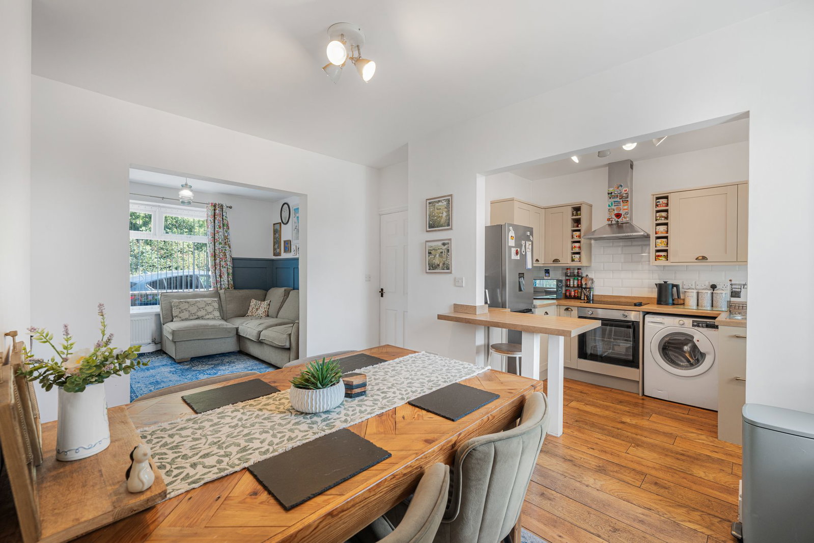 Terraced House in Llanover Road