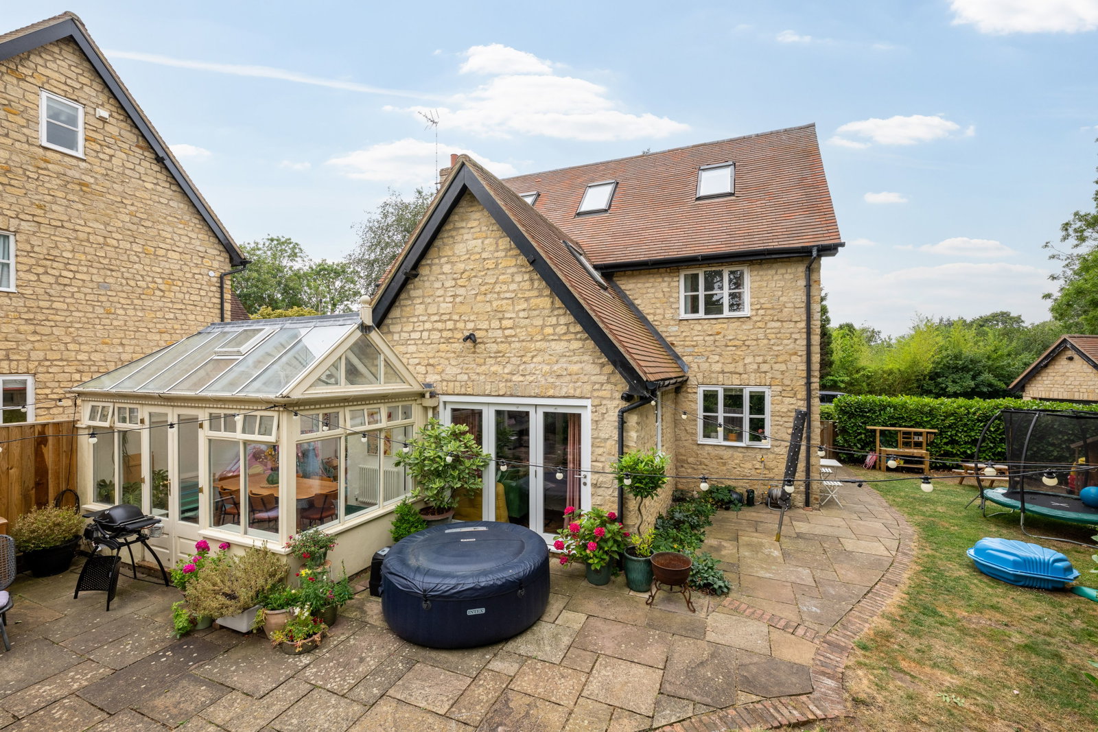 Detached House in Bedford