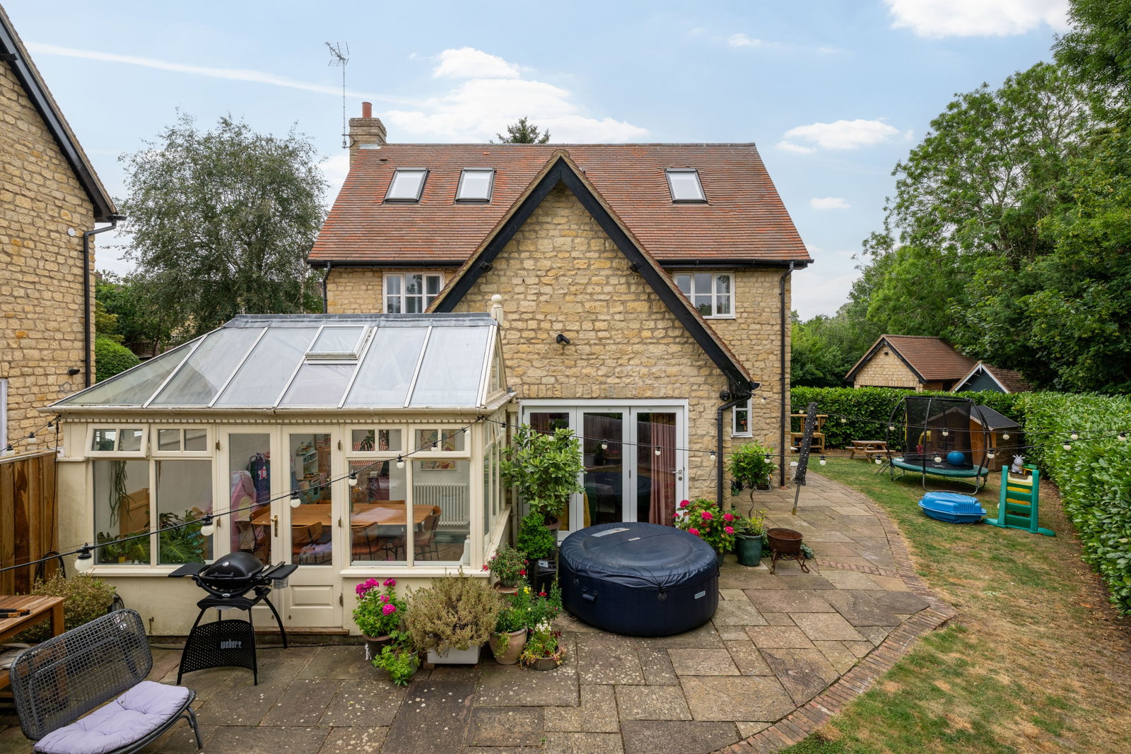 Detached House in Bedford